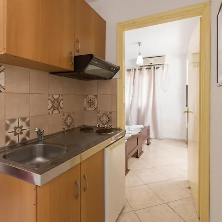 Alicia 4* Φάρσα