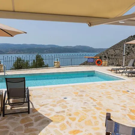 Alicia 4* Φάρσα