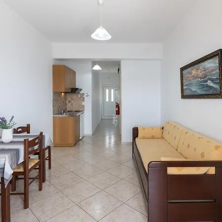 מלון דירות Alicia Fársa