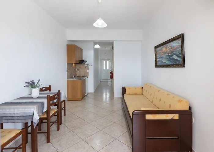 מלון דירות Alicia Fársa